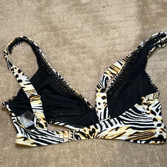 Animal print two-piece bikini size small - Picture 10 of 11